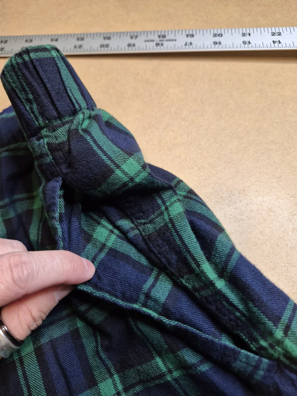 J. Crew Green and Navy Plaid Jogger Pants 4664/4